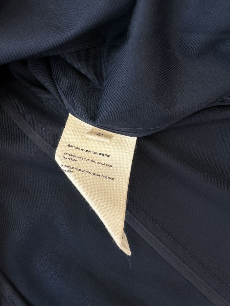 Unclassified Brand Outwear